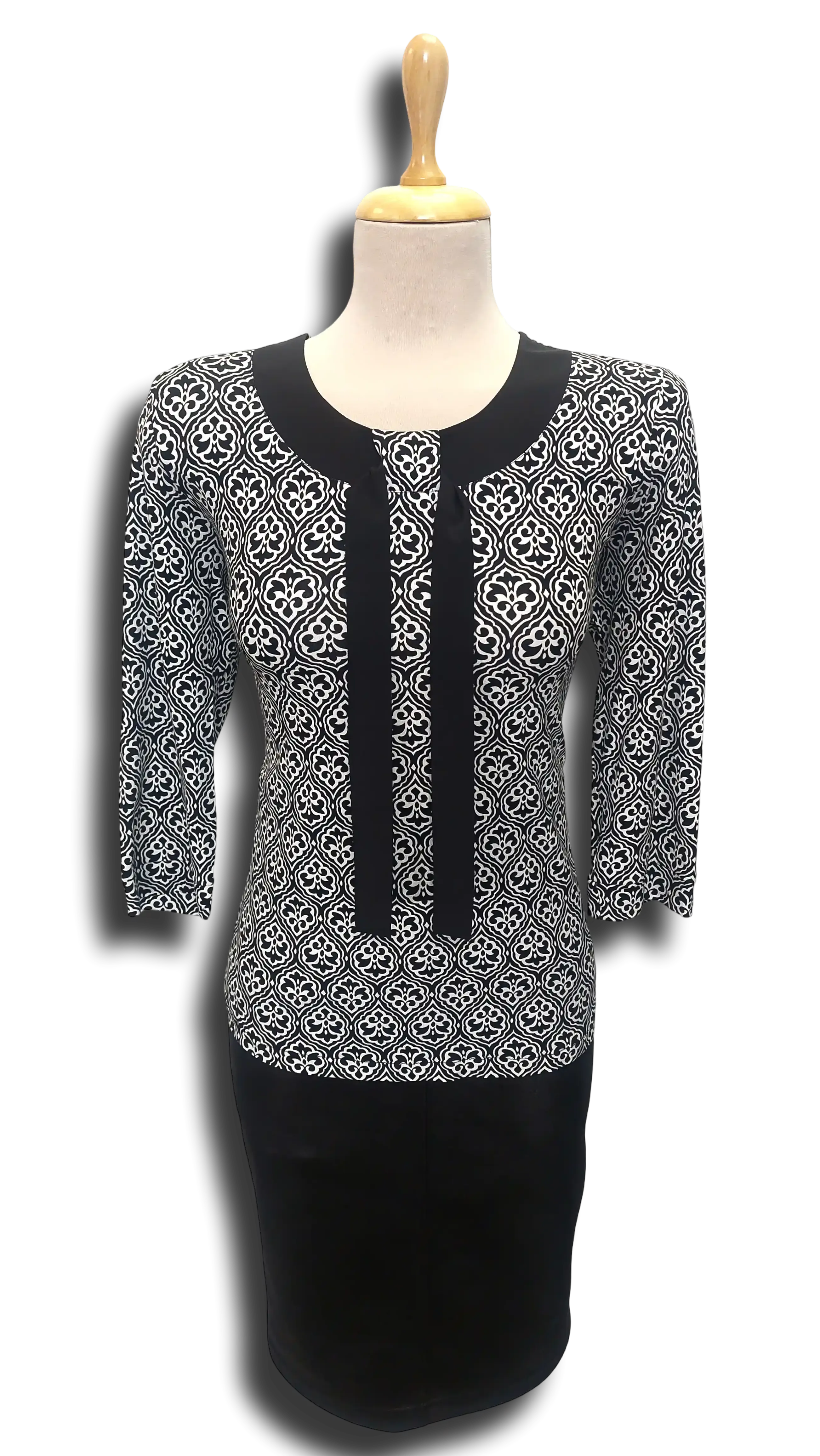 Márta black and white knitwear blouse product image