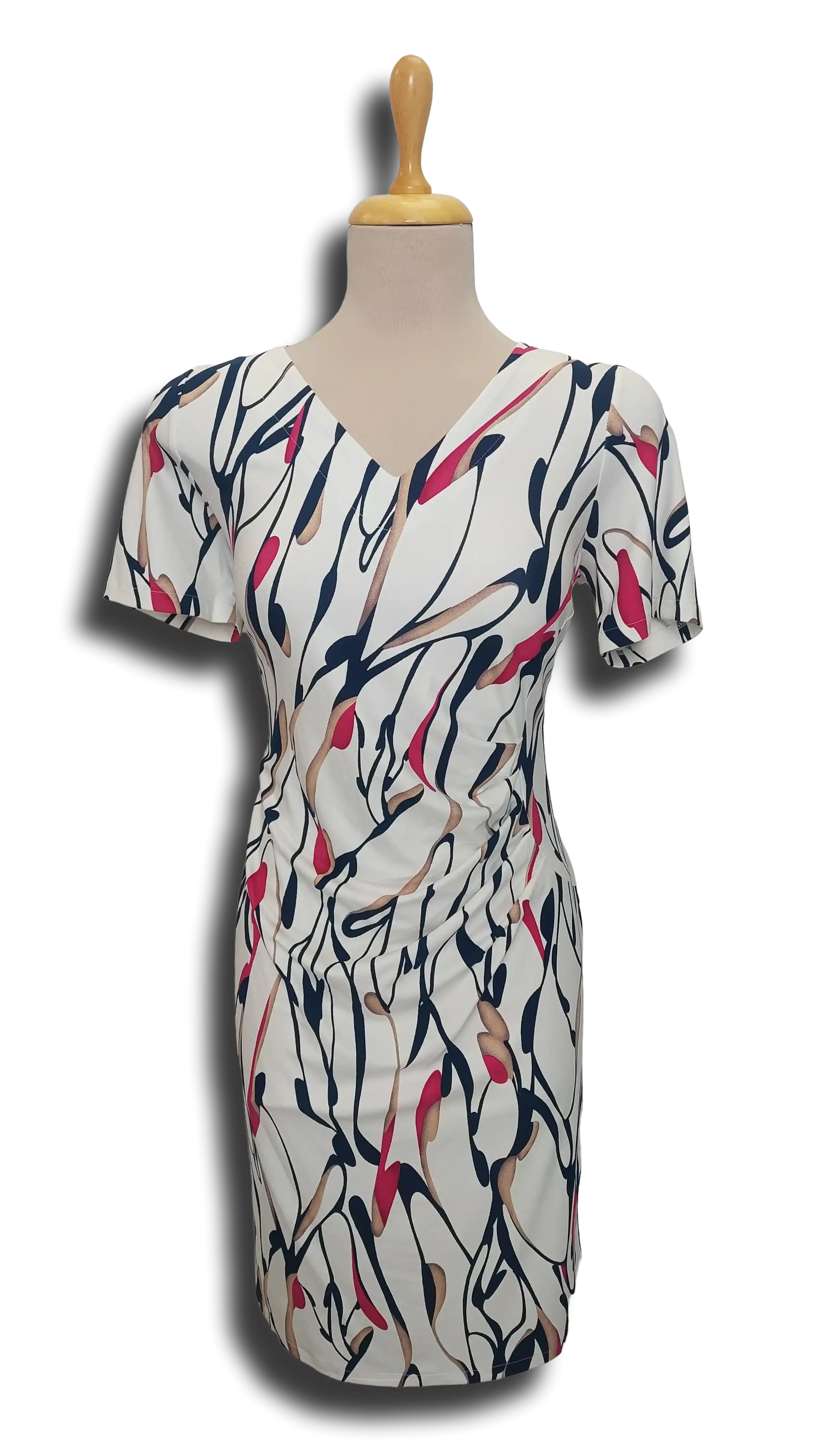 Anna with a pink pattern dress product image